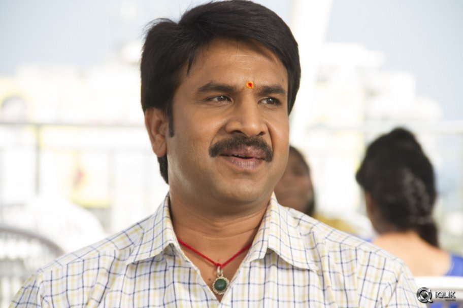 Jayammu Nischayammu Raa